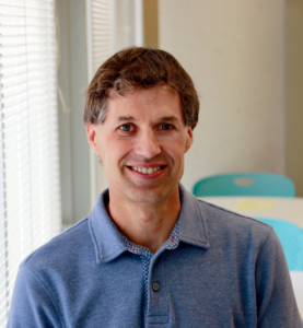 Headshot of Vernon Dolinsky