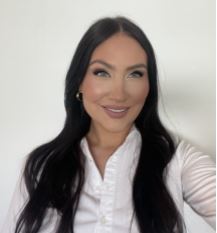 Headshot of Sydney Levasseur-Puhach